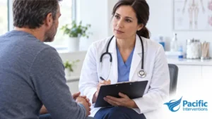 Doctor discussing medically supervised alcohol withdrawal treatment with a patient in Vancouver.